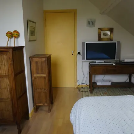 בית אירוח Maison Eliane
