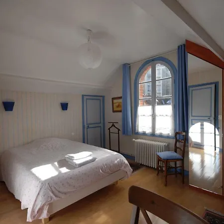 Maison Eliane בית אירוח *